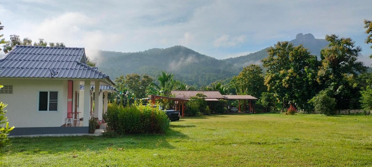 Pimpisa Garden พิมพิศา การ์เด้นท์ Villa Khuang Kom Eksteriør billede